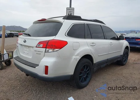 2013 Subaru Outback 2.5I Premium z USA, uszkodzony, nr VIN 4S4BRBGC9D3262187